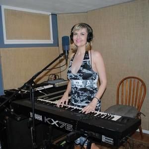 Meet your Posher, Hollie